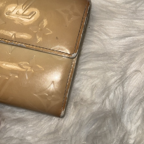 Louis Vuitton Tan Noisette Vernis Porte Tresor Sarah Long Wallet full inclusion - Picture 14 of 16